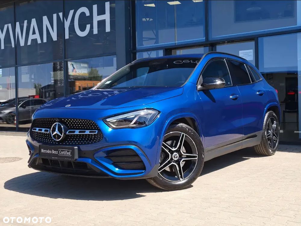 Mercedes-Benz GLA 200 AMG Line - 1