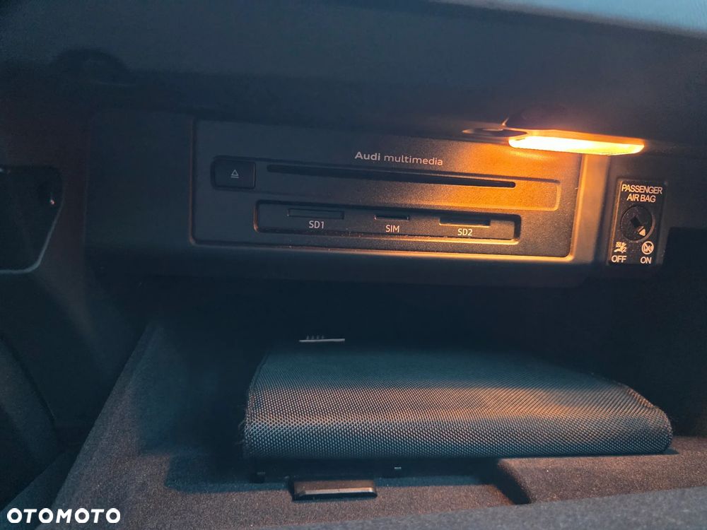 Audi A4 Avant - 15