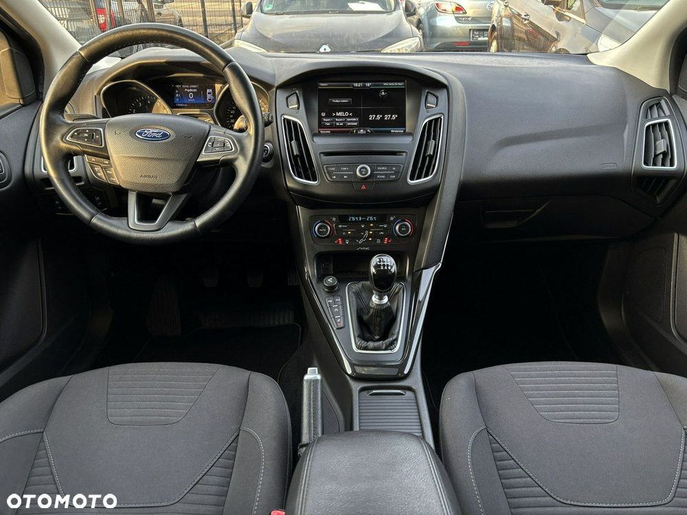 Ford Focus 1.5 EcoBoost STart-Stopp-System TITANIUM - 28