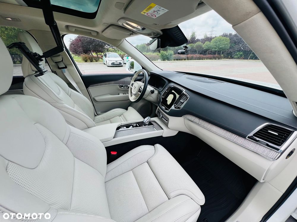 Volvo XC 90 T8 AWD Plug-In Hybrid Ultimate Bright 7os - 12