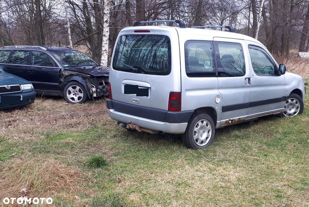BERLINGO PARTNER I części BŁOTNIK Drzwi Maska Klapa - 17