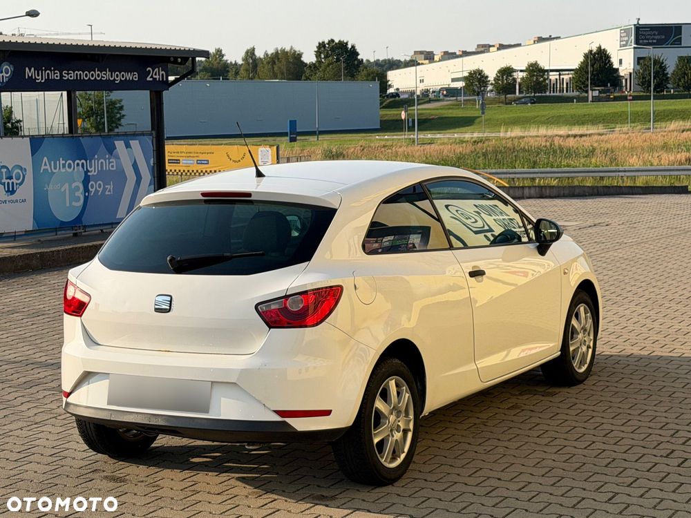 Seat Ibiza SC 1.4 16V Sport - 4