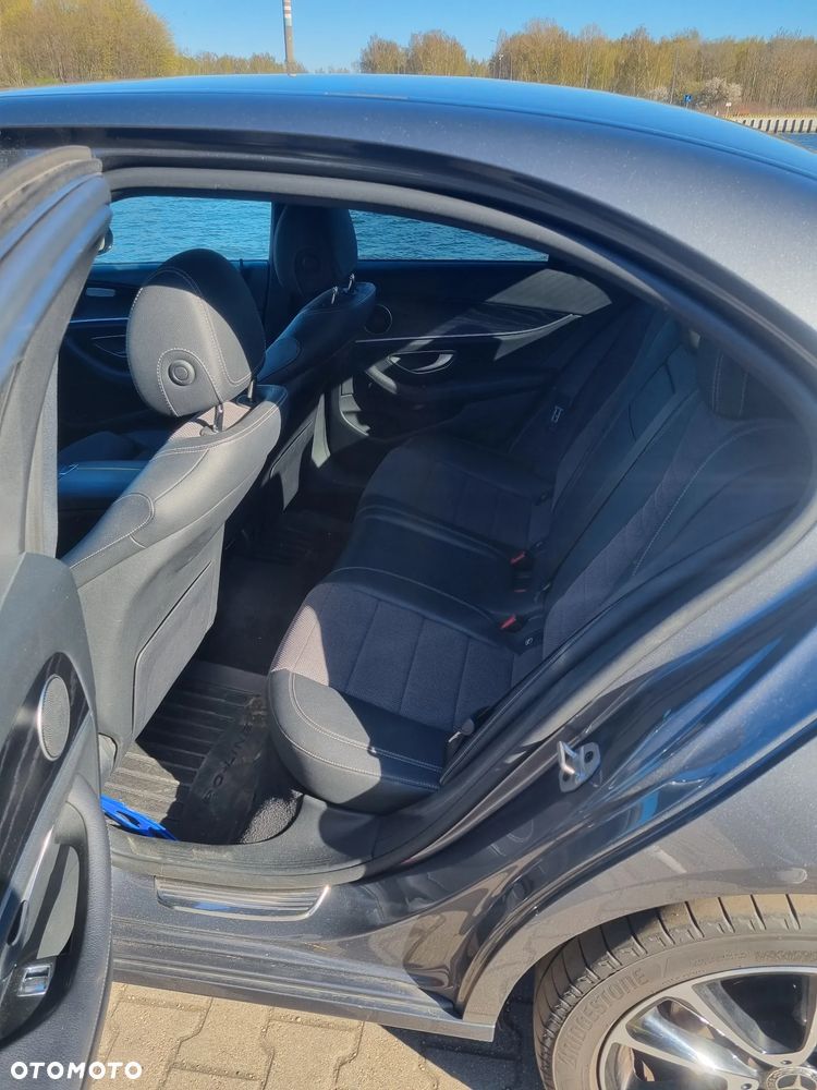 Mercedes-Benz Klasa E 220 d 9G-TRONIC Avantgarde - 9