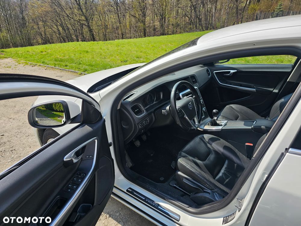 Volvo S60 D3 Business Edition - 8