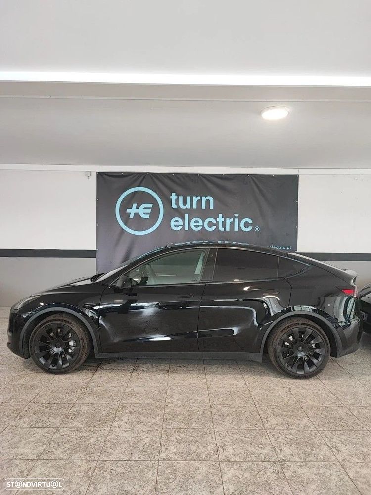 Tesla Model Y Long Range Dual Motor AWD - 1
