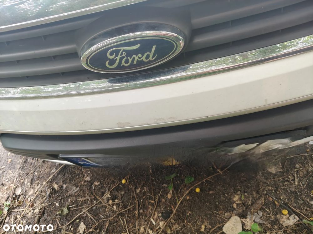 Ford Kuga - 5