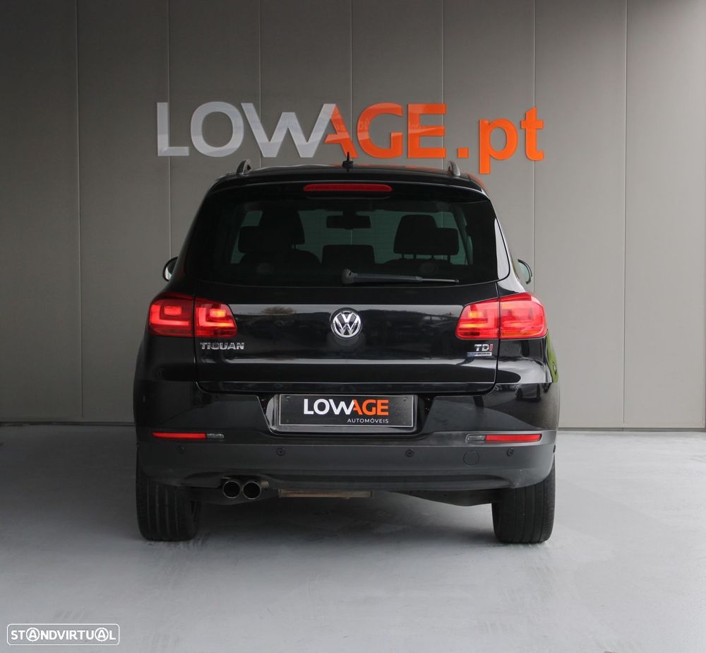 VW Tiguan 2.0 TDi Sport BlueMotion - 23