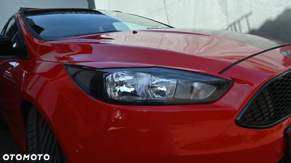 Ford Focus 1.5 TDCi ST-Line Red ASS - 18