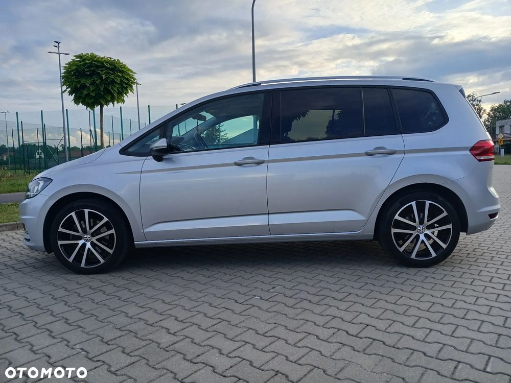 Volkswagen Touran 1.6 TDI SCR (BlueMotion Technology) DSG Comfortline - 3