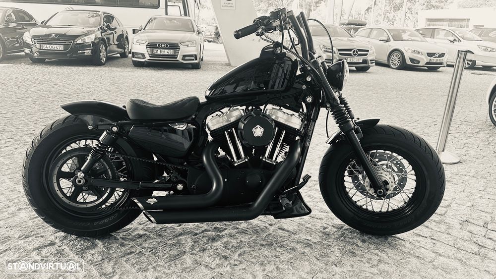 Harley-Davidson Sportster - 1