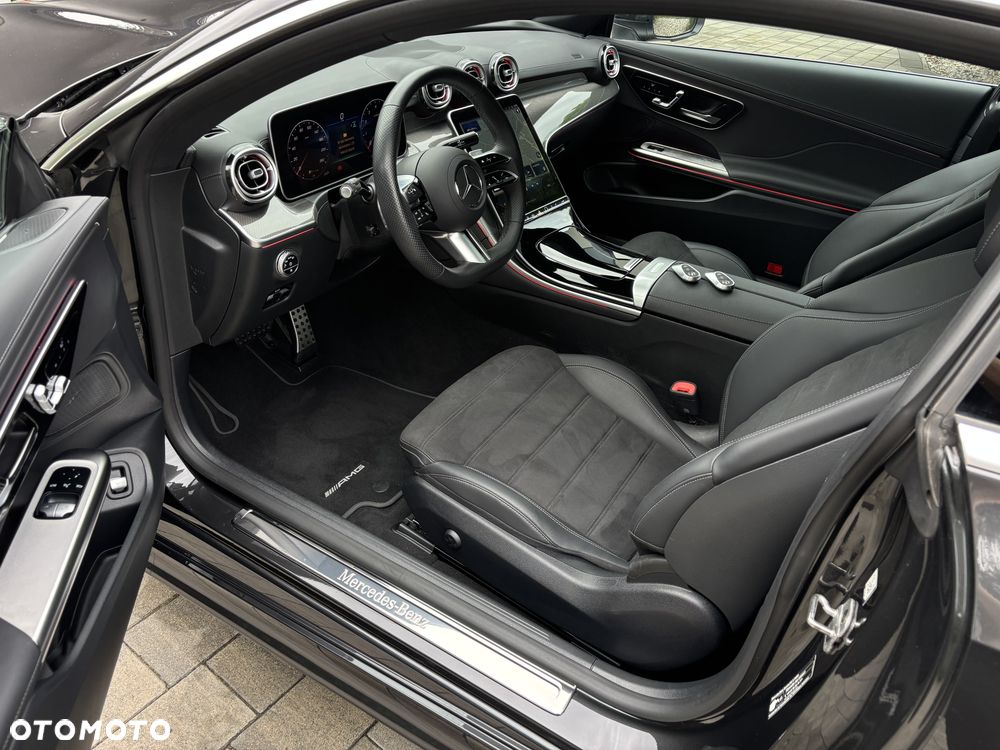 Mercedes-Benz CLE 300 4Matic 9G-TRONIC Edition AMG Line - 14
