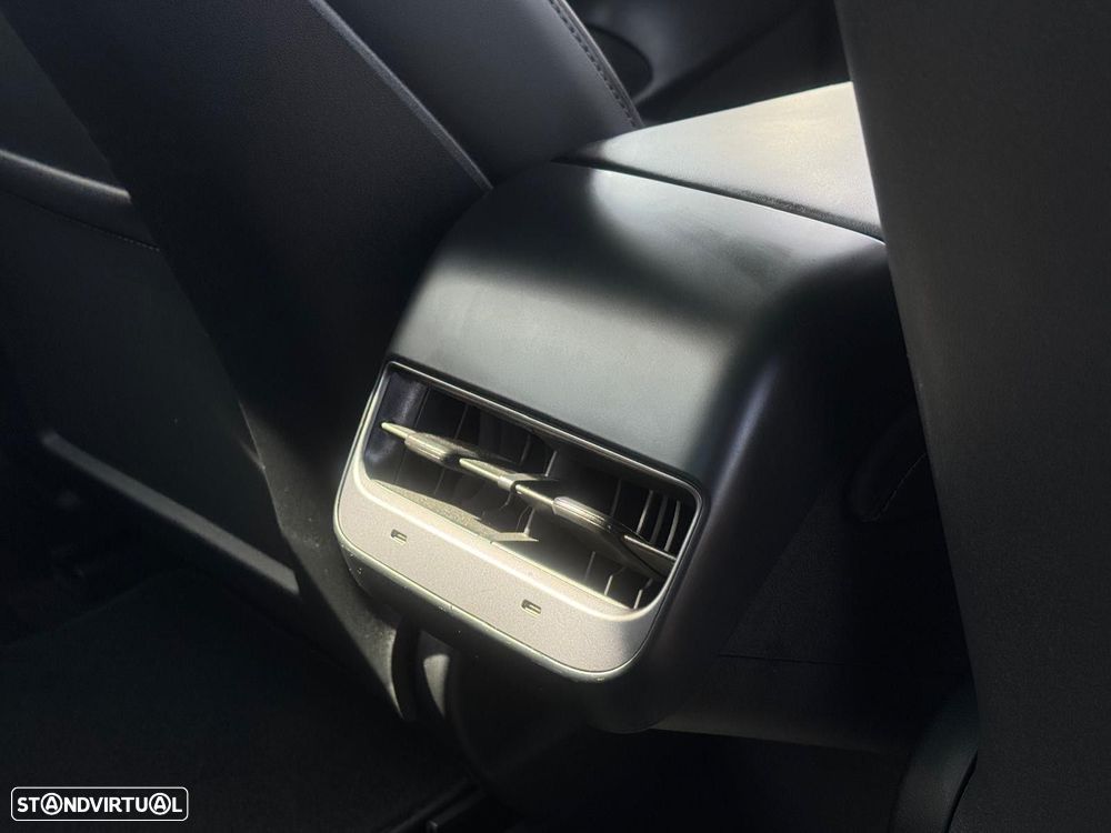Tesla Model 3 Standard Range Plus RWD - 14