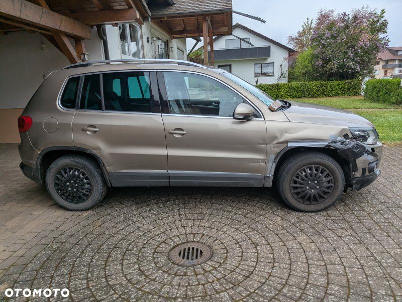 Volkswagen Tiguan - 6