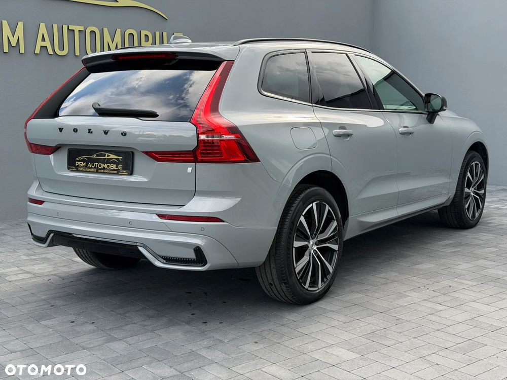 Volvo XC 60 B4 D Plus Dark - 8