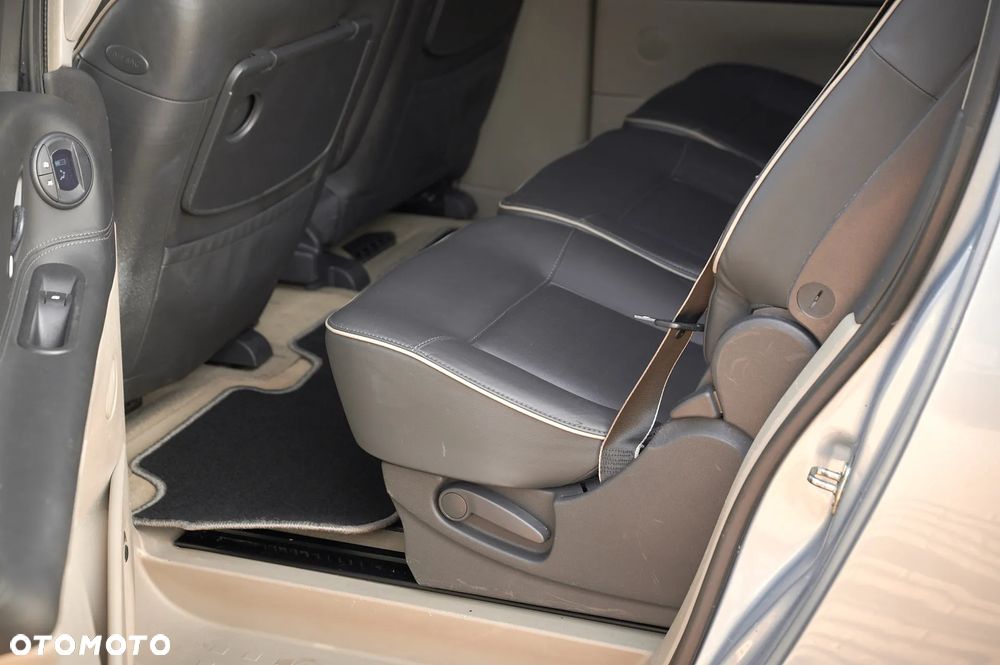 Renault Grand Espace 3.5 V6 Initiale - 16