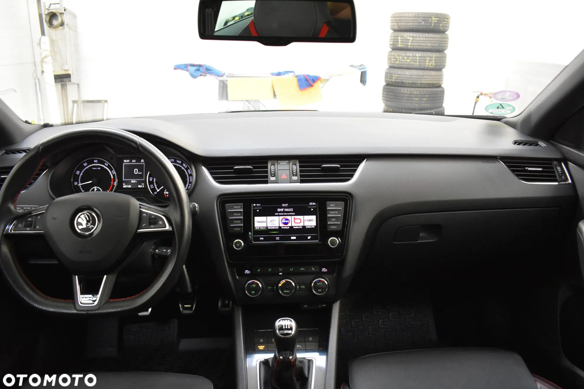 Skoda Octavia Combi 2.0 TSI (Green tec) RS - 17