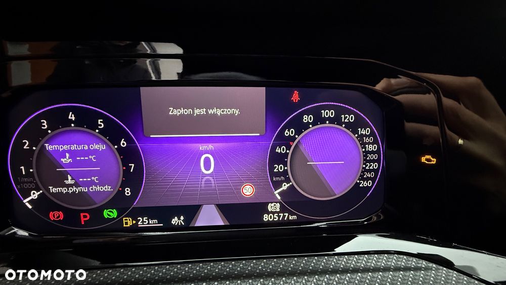 Volkswagen Golf - 11