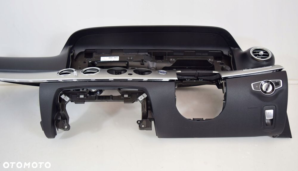 MERCEDES E KLASA W213 DESKA KONSOLA UK AIRBAG - 2