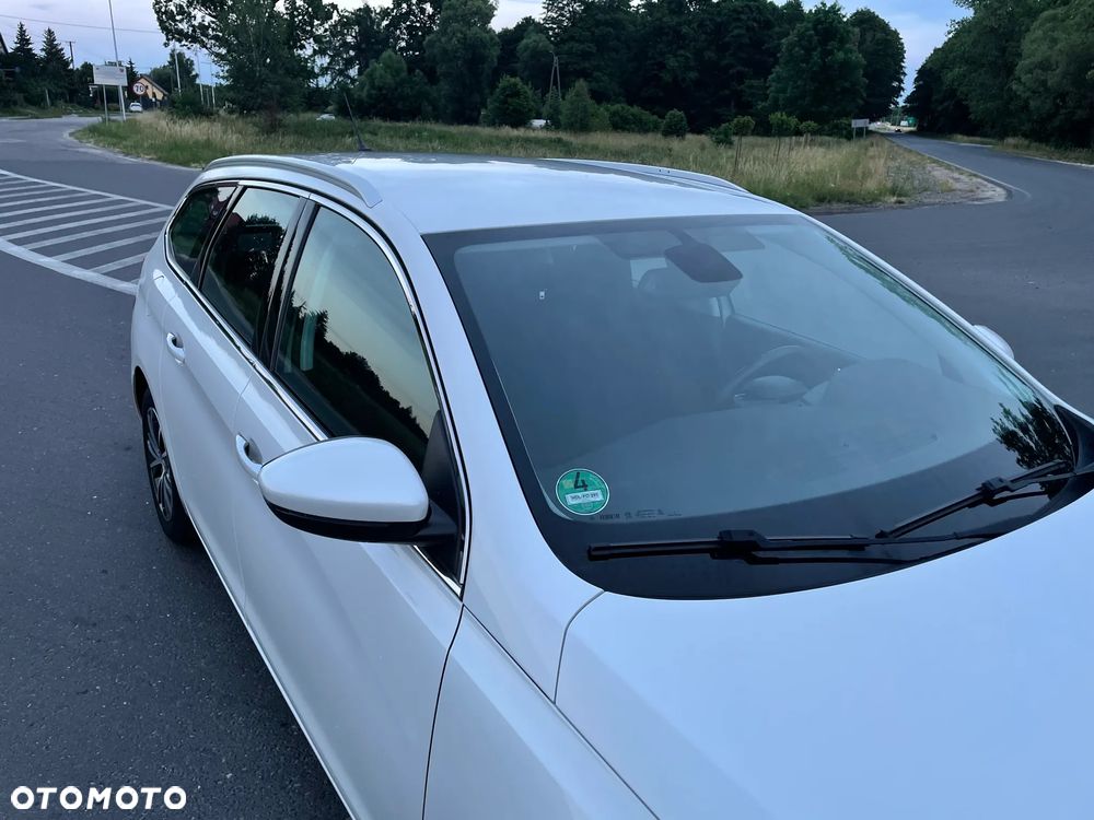 Peugeot 308 1.6 BlueHDi Business Line S&S - 28