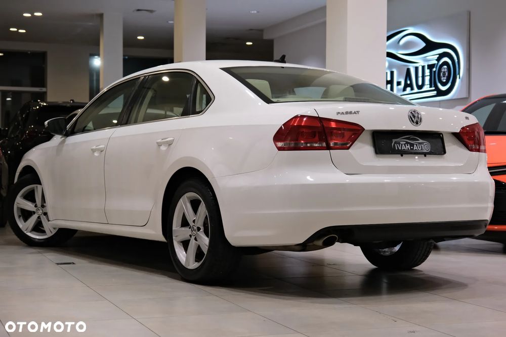 Volkswagen Passat - 7