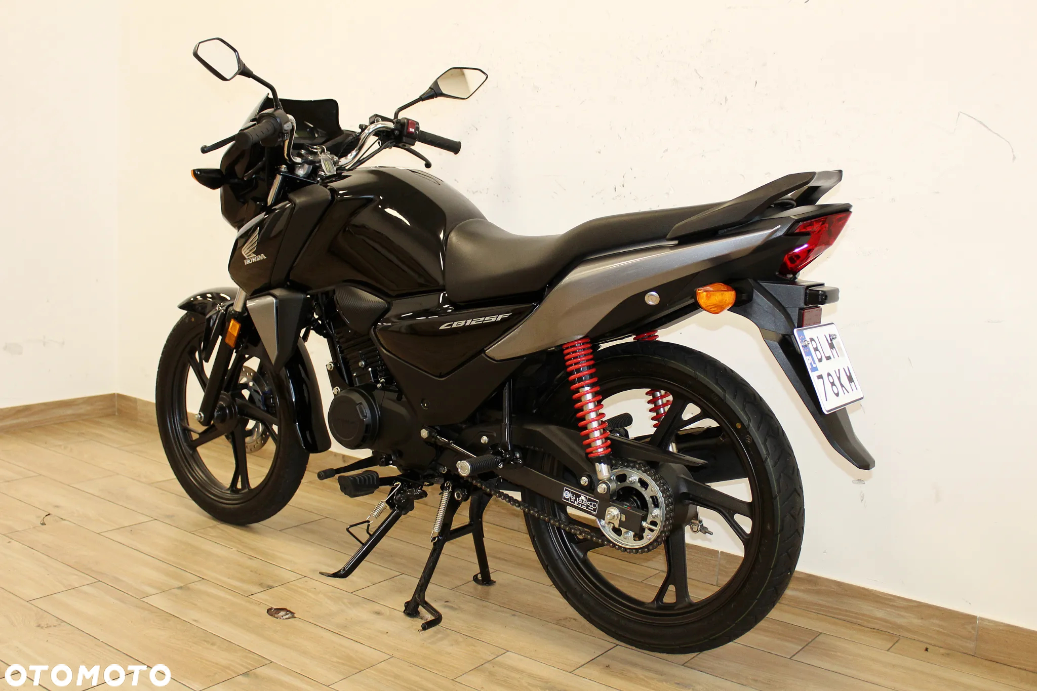 Honda CBF - 8