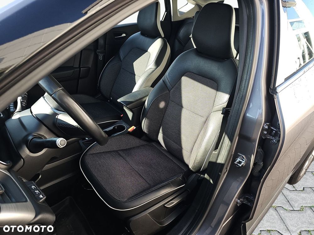 Renault Captur 1.0 TCe Intens - 12