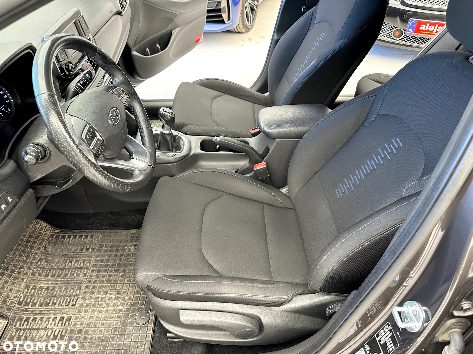 Hyundai i30 1.4 BlueDrive Go - 7