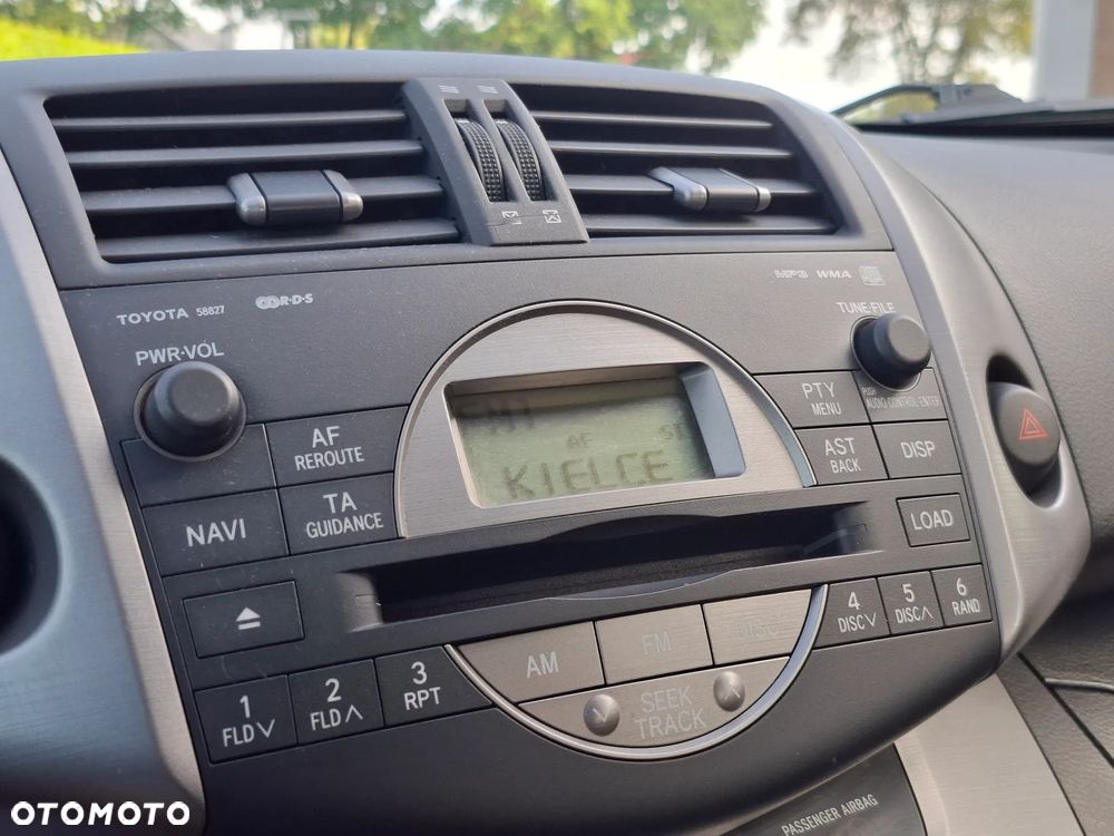 Toyota RAV4 2.2 D-4D Sol 180 - 22