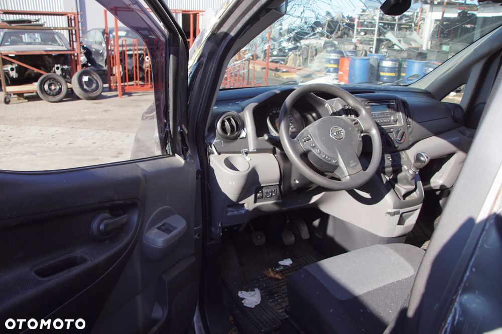 Auto na części - Nissan NV200 Campervan 1.5 DCI 110 KM K9K646 TL4118 K51 2015R Silnik Skrzynia Drzwi Maska Błotnik Zderzak Lampa Klamka Szyba Lusterko Sterownik Moduł Czujnik Licznik Panel Kierownica - 9