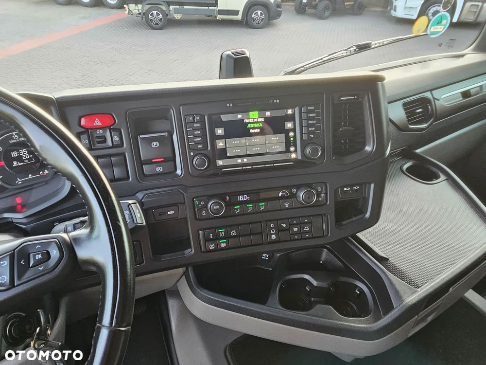 Scania R460 RETARDER,NAVI,VIRTUAL COCPIT,KLIMA POST.SALON PL - 28