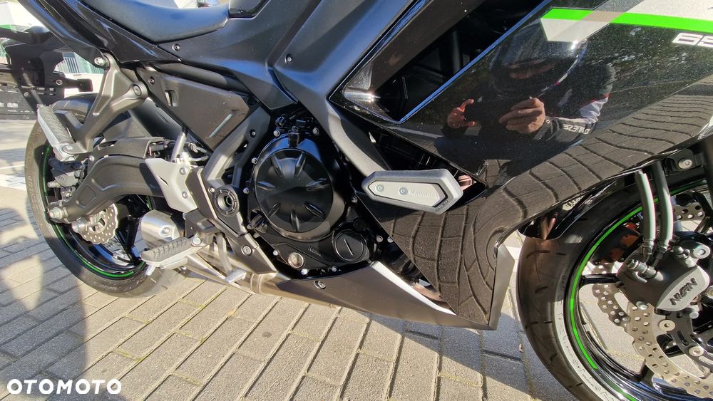 Kawasaki Ninja - 13