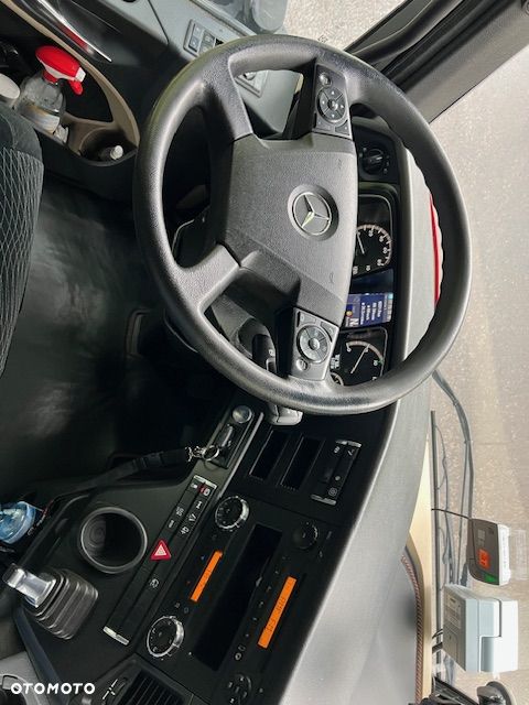 Mercedes-Benz Atros - 14