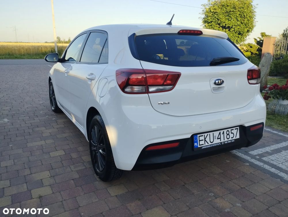 Kia Rio 1.4 Edition 7 - 4