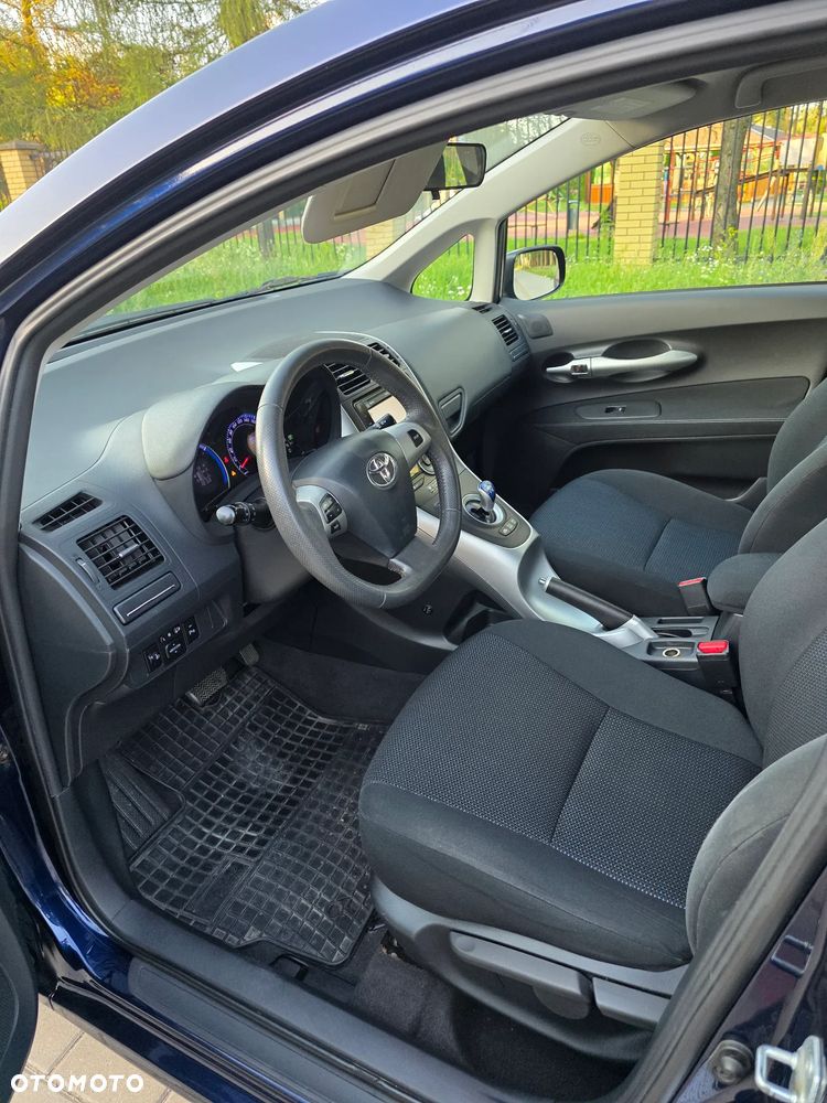 Toyota Auris 1.8 HSD Luna - 9