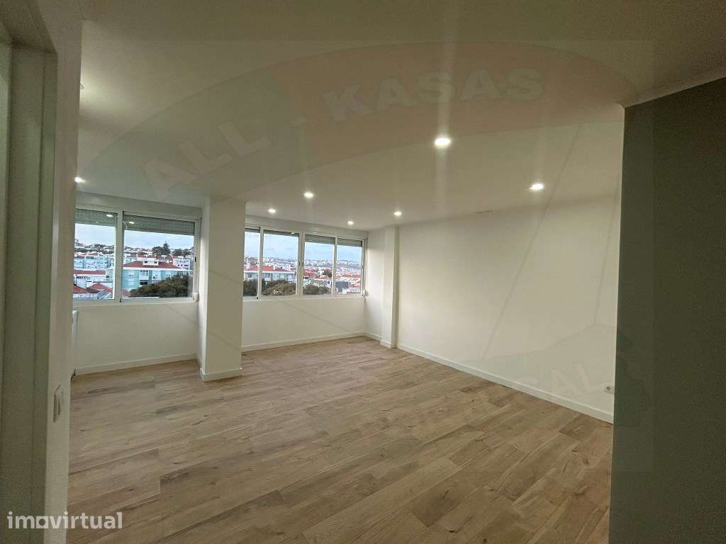 Apartamento T4, totalmente remodelado, Damaia - Grande imagem: 5/21