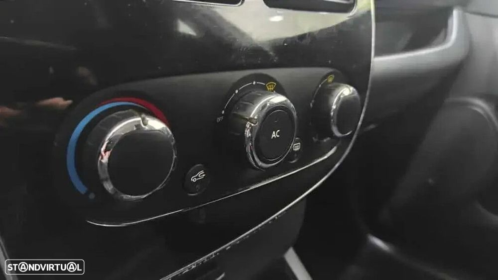 Renault Clio Sport Tourer - 33