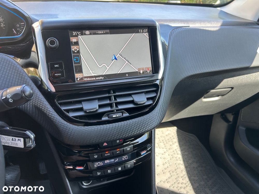 Peugeot 2008 BlueHDi FAP 120 STOP & START Allure - 19