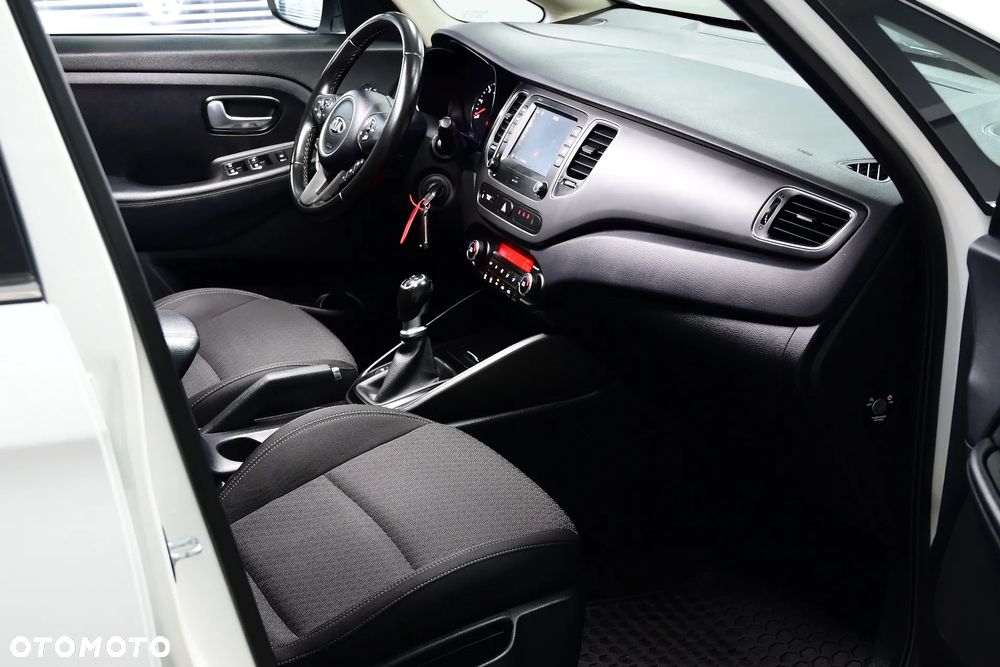 Kia Carens 1.7 CRDi M - 10