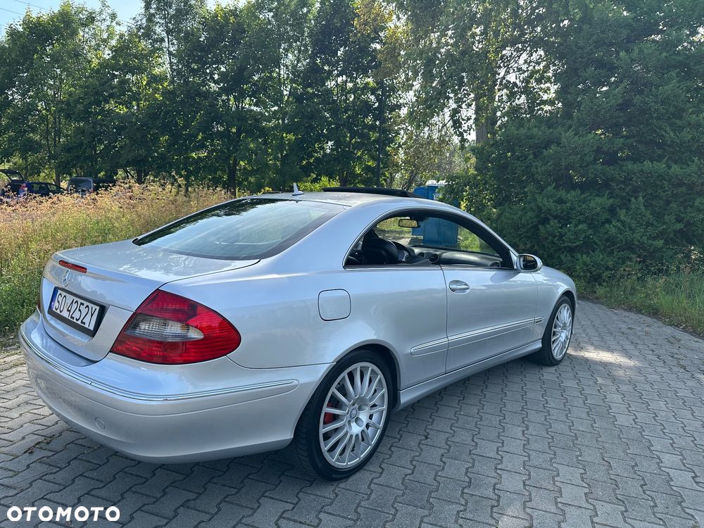 Mercedes-Benz CLK 320 CDI 7G-TRONIC Avantgarde DPF Sport Edition - 15