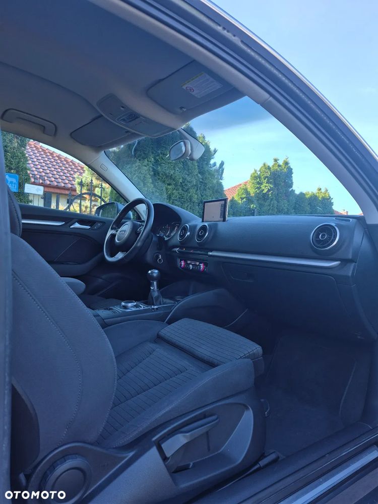 Audi A3 3-drzwiowe 1.6 TDI Ambition - 12