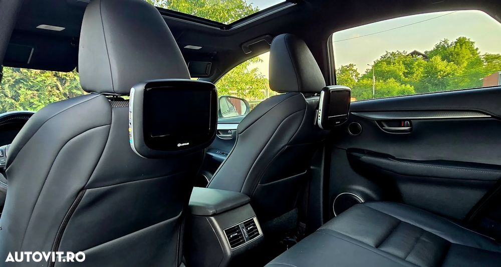 Lexus Seria NX 300h E-FOUR F SPORT - 38