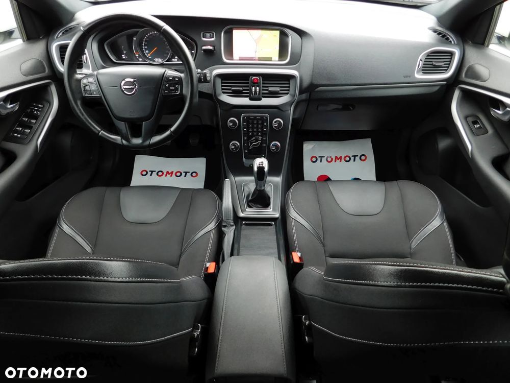 Volvo V40 T2 Kinetic - 6
