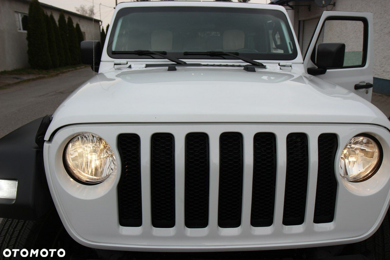 Jeep Wrangler - 31