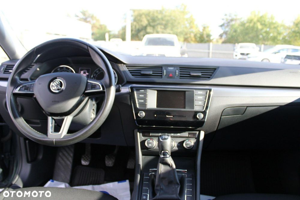 Skoda Superb - 16