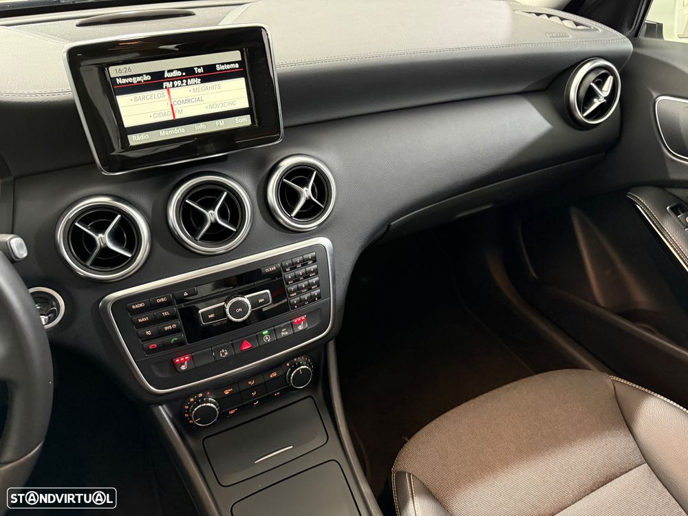 Mercedes-Benz A 180 d Urban Aut. - 22