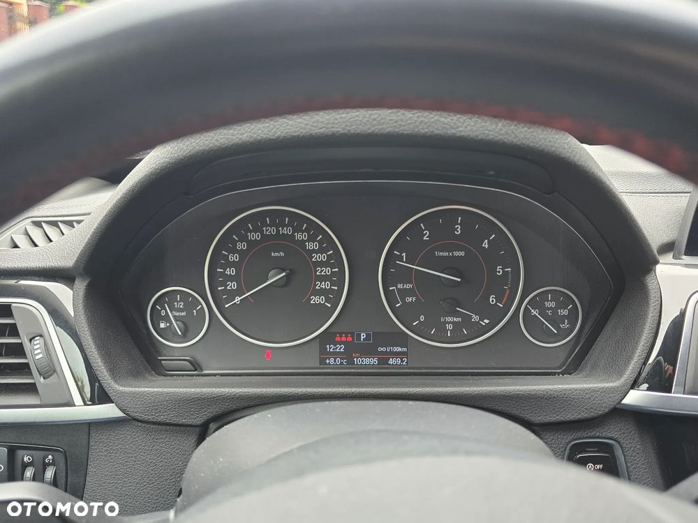 BMW Seria 3 320d Sport Line - 5