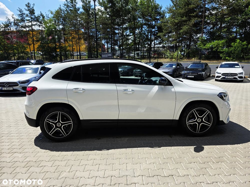 Mercedes-Benz GLA 200 AMG Line - 5