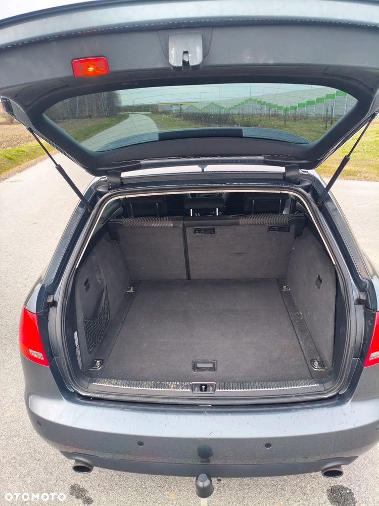 Audi A4 Avant - 28