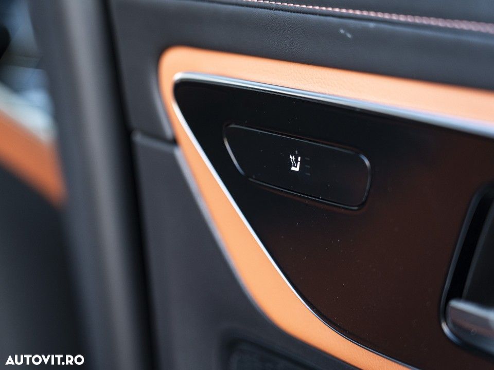 Mercedes-Benz GLC Coupe 300 e 4MATIC - 23