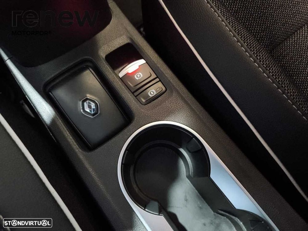 Renault Captur 1.0 TCe Techno Bi-Fuel - 18